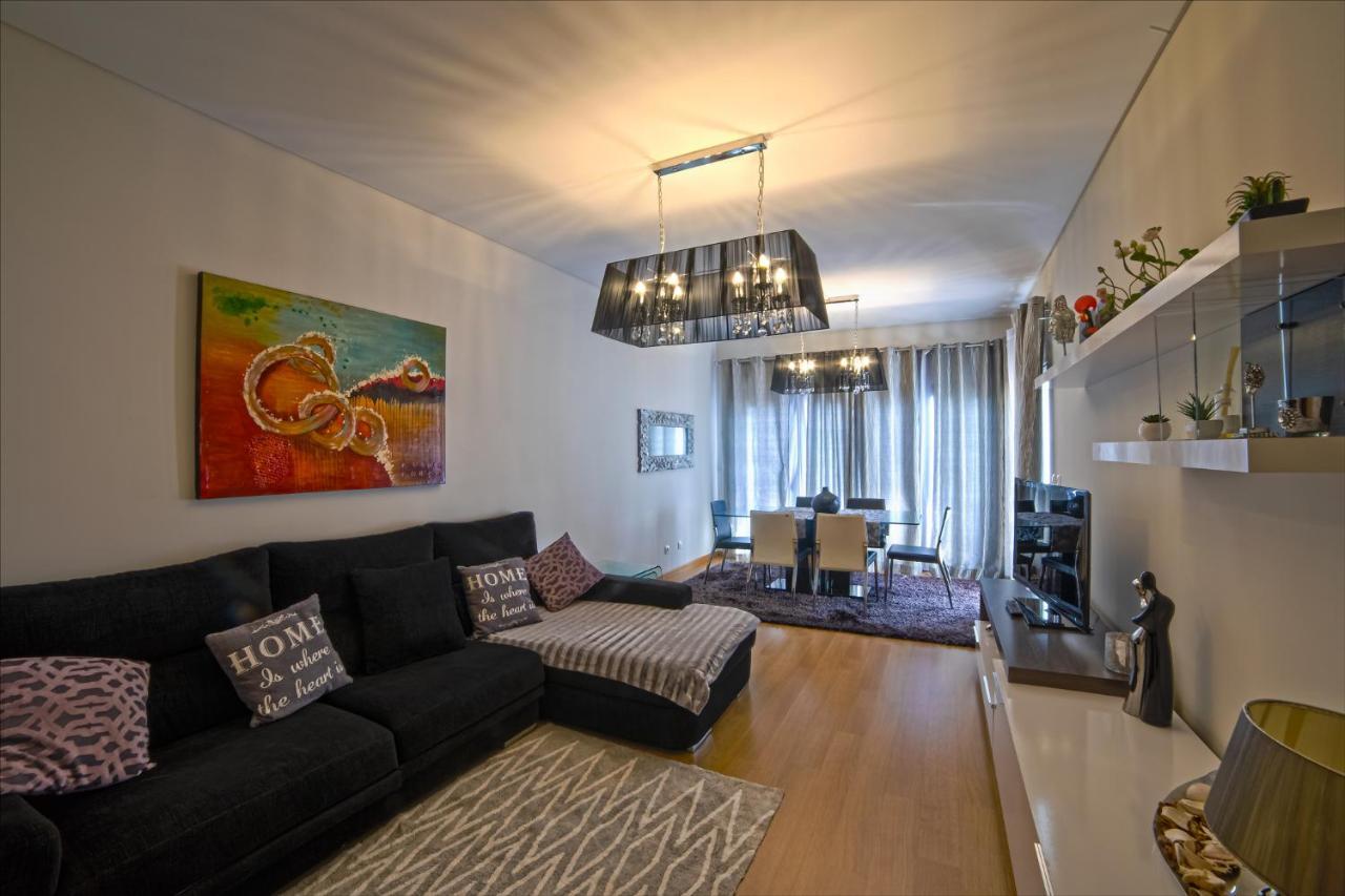 Lovely Apartment Near Airport And Nations Park, With Garage Loures Exteriör bild