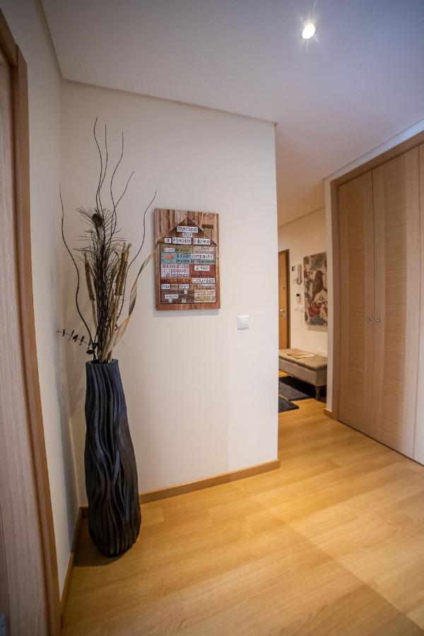 Lovely Apartment Near Airport And Nations Park, With Garage Loures Exteriör bild