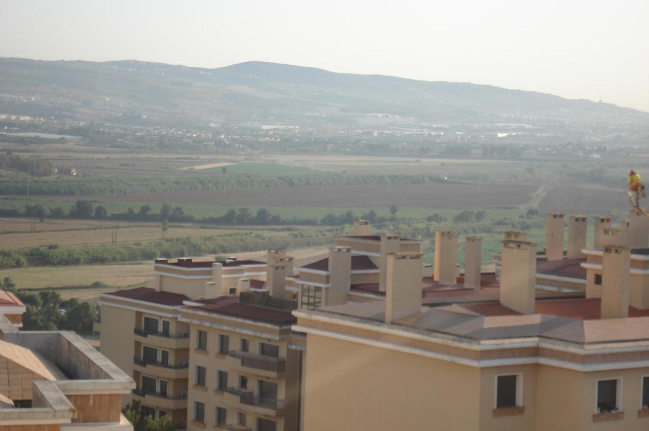 Lovely Apartment Near Airport And Nations Park, With Garage Loures Exteriör bild